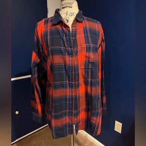 Boyfriend style Old Navy Red and Blue Plaid button down